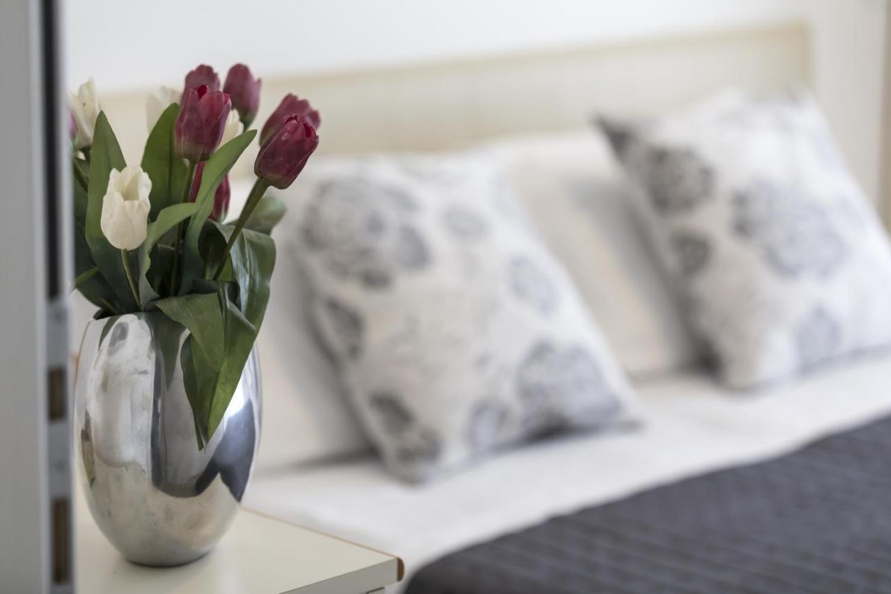 Hotel Carignano Riccione Luaran gambar