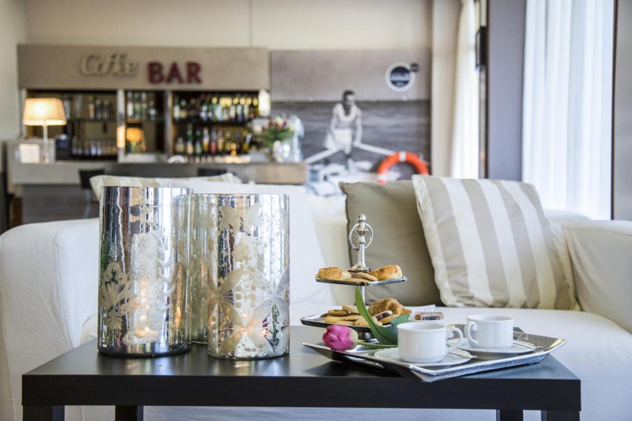 Hotel Carignano Riccione Luaran gambar